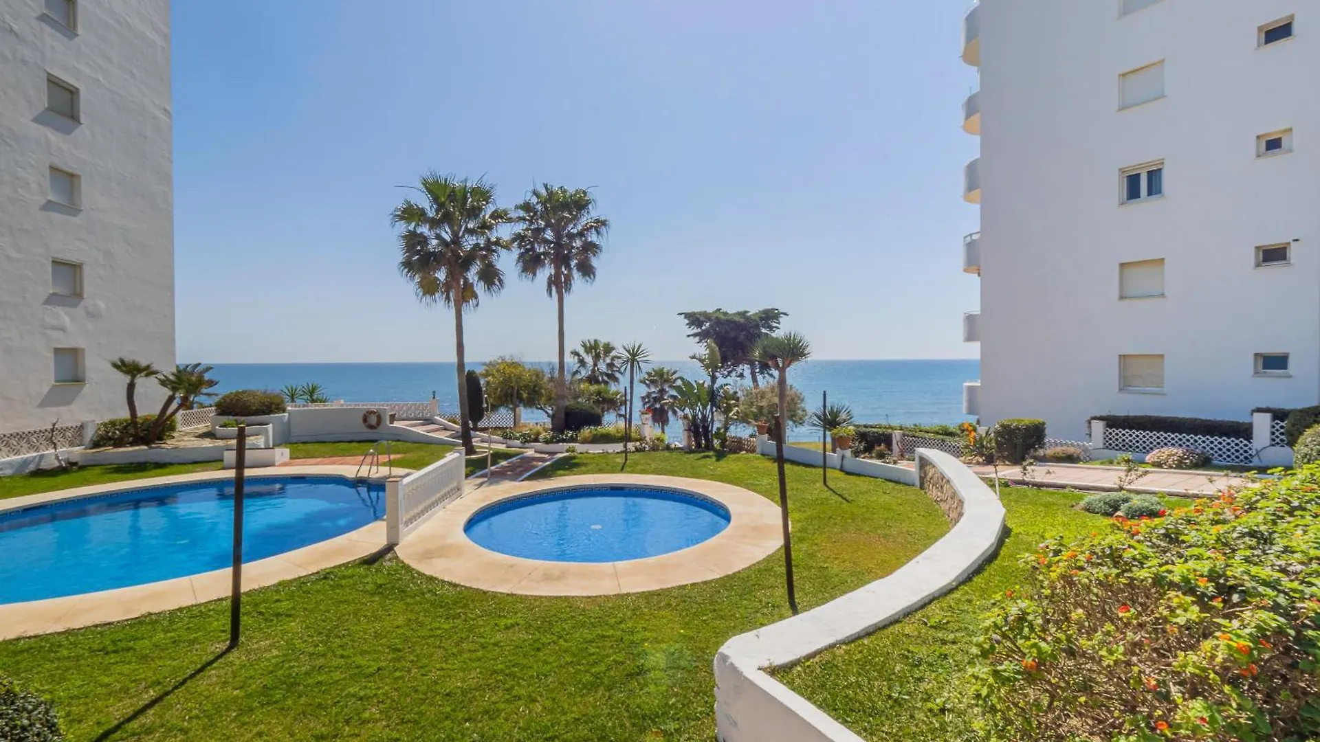 Cubo'S Apartamento Algaida Calahonda Beach Sitio de Calahonda Apartment