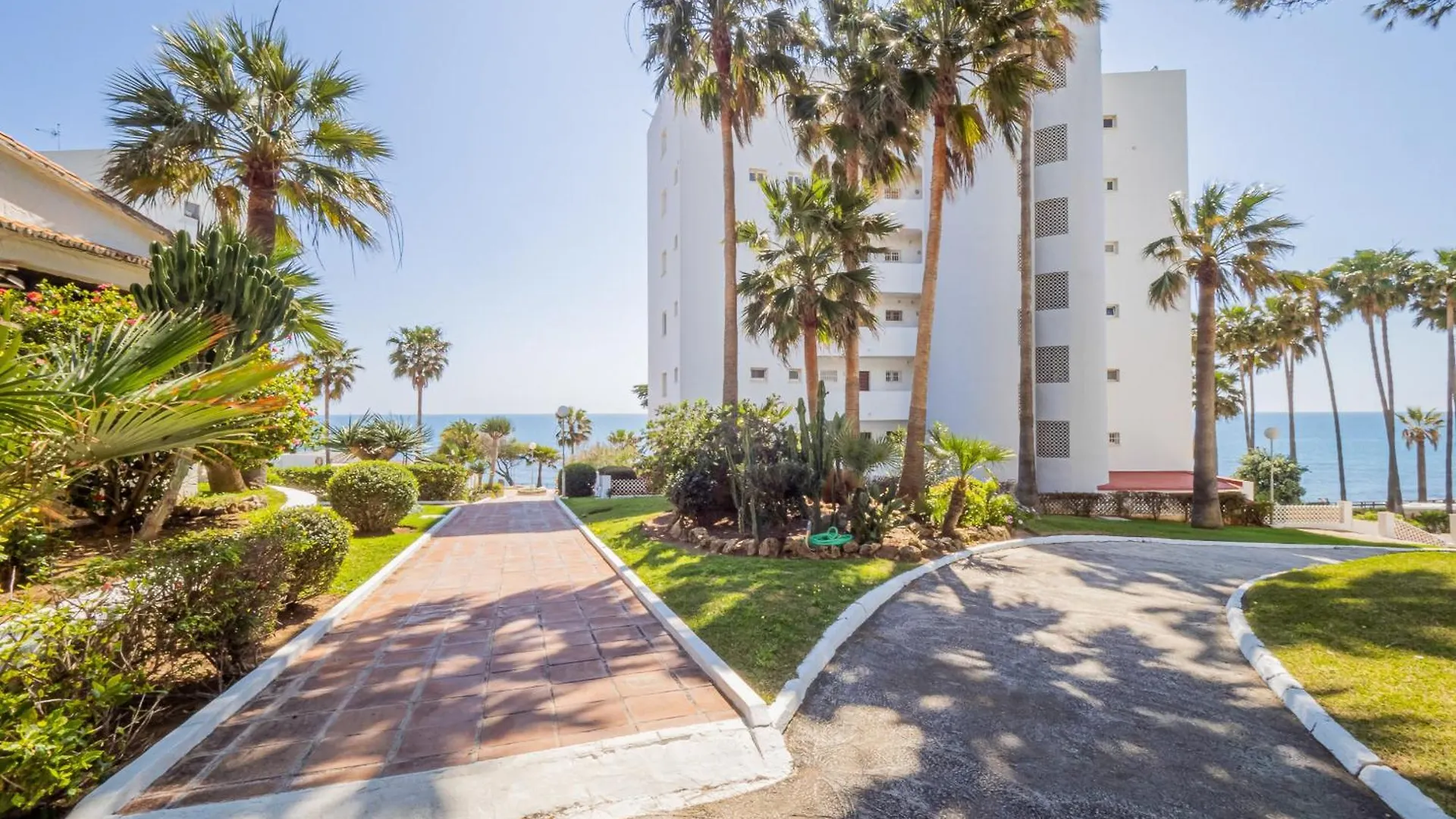 Cubo'S Apartamento Algaida Calahonda Beach Sitio de Calahonda